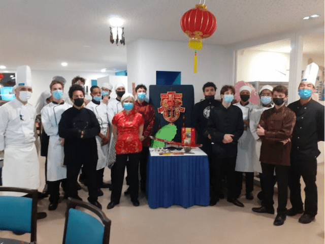 Lire la suite à propos de l’article Quand l’Asie s’invite au restaurant Les Cèdres du lycée Les Côtes de Villebon de Meudon