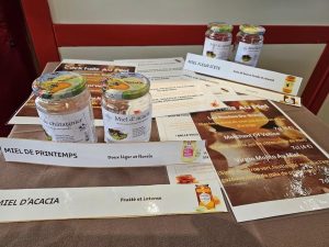 Lire la suite à propos de l’article Du rucher à l’assiette : le miel à l’honneur au lycée Louis Bascan